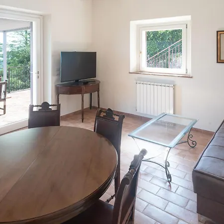 Podere La Terrazza Con Idromas Сasa de vacaciones Prata
